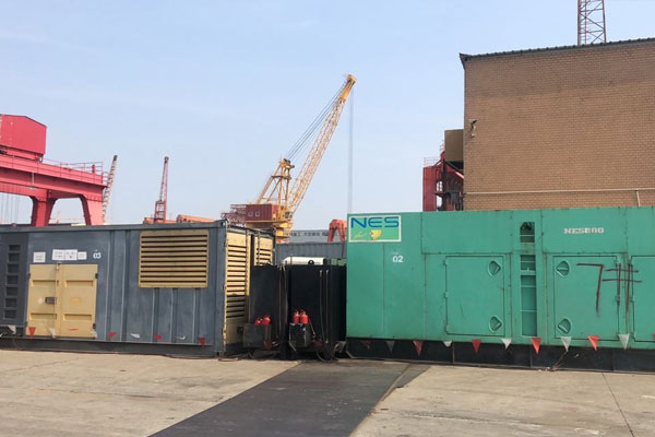 泊头发电机出租空气滤清器的清洁频率是多少？